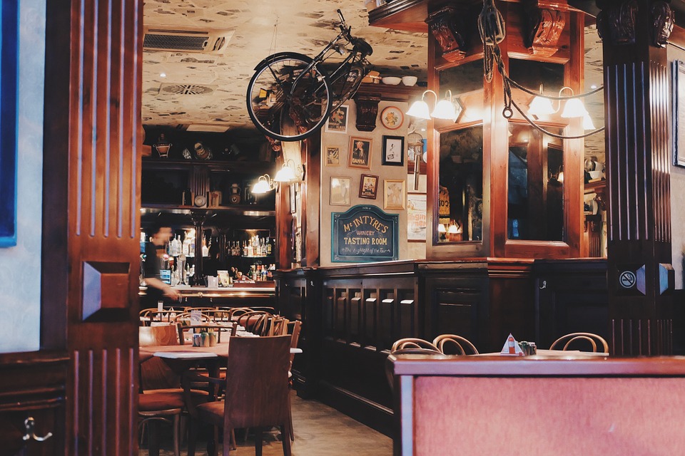 Réservation des bars gratuitement à Paris pour vos occasions